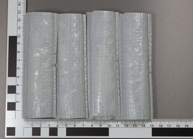 Schlauch 9 grau nach 1.000h Bewitterung in UV - stabiler Ausführung