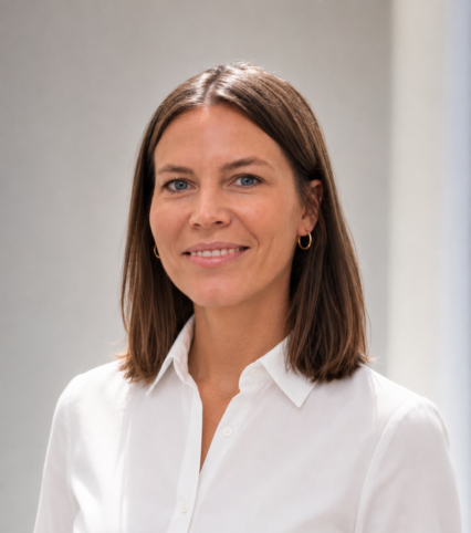 HR Leitung Nora Sallrigler